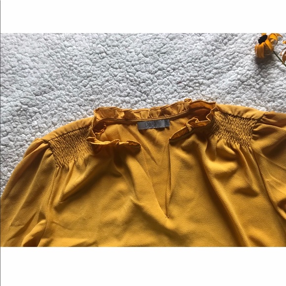 Dalia Fashion Long-Sleeve Blouse - Picture 4 of 4